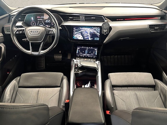 Audi Q8 e-tron 4 of 12