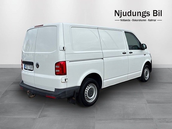 Volkswagen Transporter 3 of 5