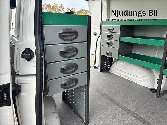 Volkswagen Transporter 15 of 15