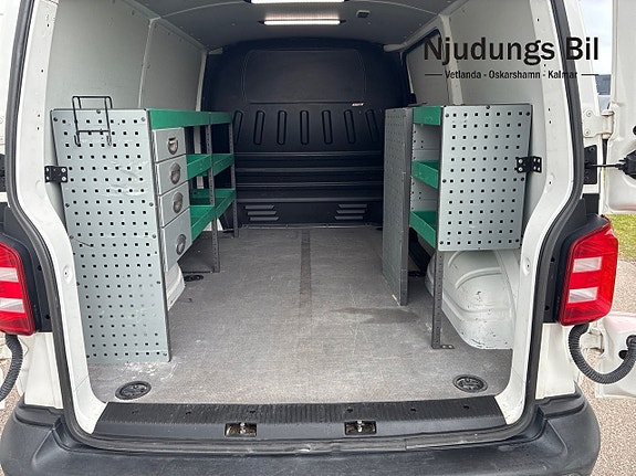 Volkswagen Transporter 7 of 15