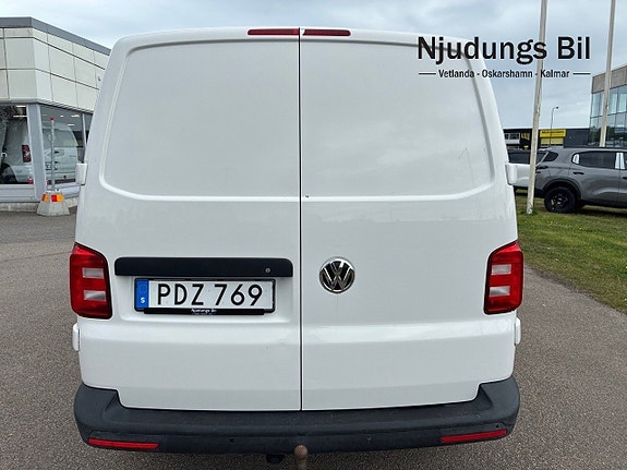 Volkswagen Transporter 6 of 15