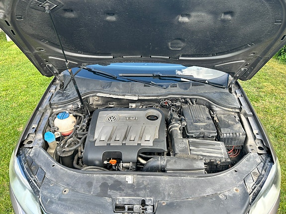 Volkswagen Passat 5 of 5