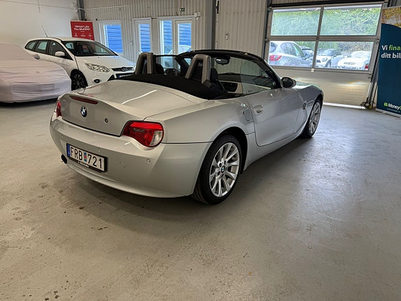 BMW Z4 9 of 18