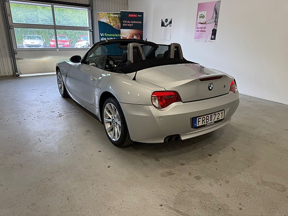 BMW Z4 7 of 18