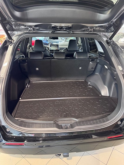 Toyota RAV4 22 of 22