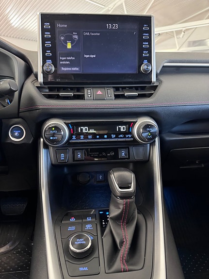 Toyota RAV4 19 of 22