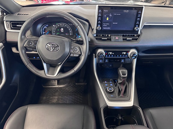 Toyota RAV4 20 of 22