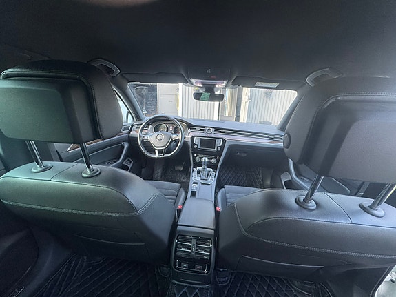 Volkswagen Passat 5 of 5