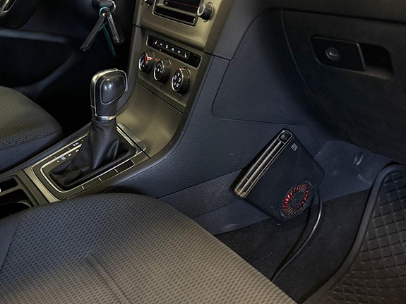 Volkswagen Golf VII 20 of 21