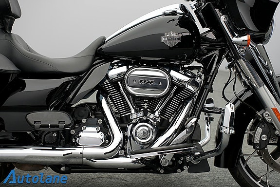 Harley-Davidson Street Glide Special *Radio, GPS 11 of 30