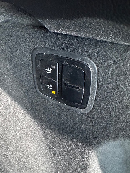 Porsche Macan 4 of 5