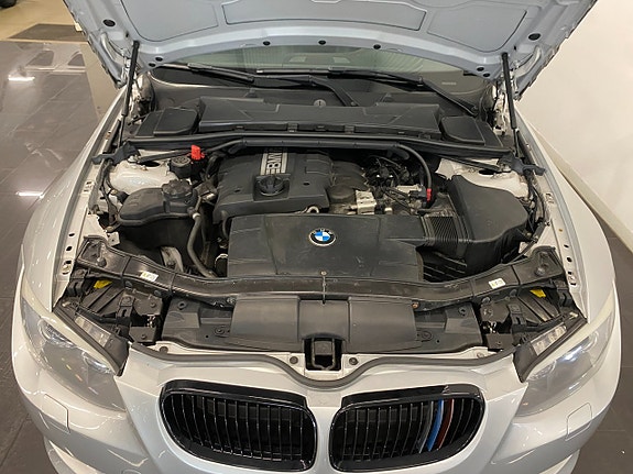 BMW 320 18 of 23