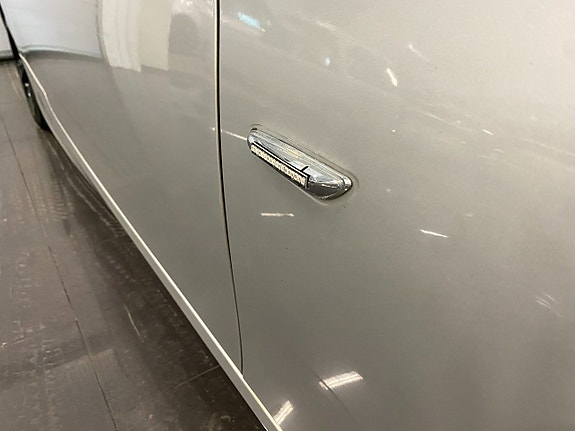 BMW 320 17 of 23