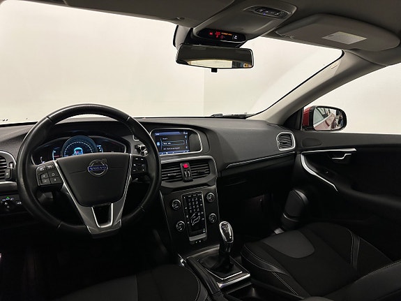 Volvo V40 11 of 22