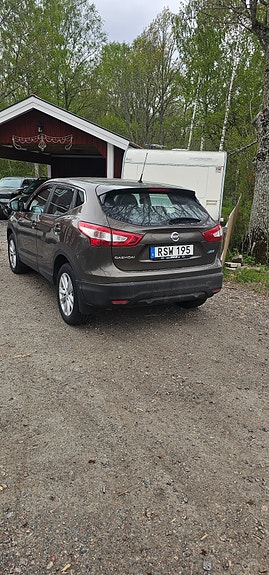 Nissan Qashqai 3 of 5