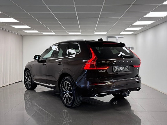 Volvo XC60 19 of 21
