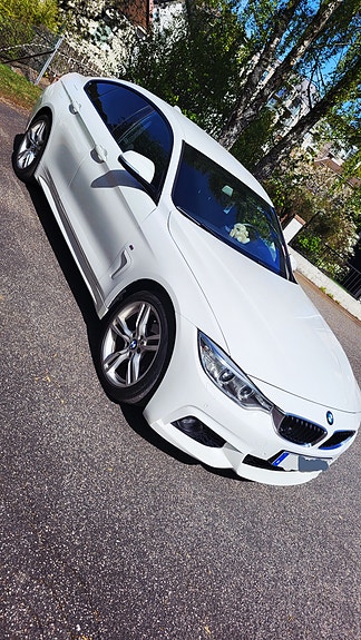 BMW 428i 2 of 5