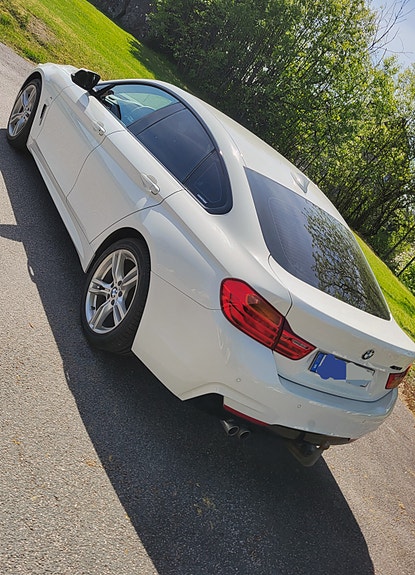 BMW 428i 3 of 5