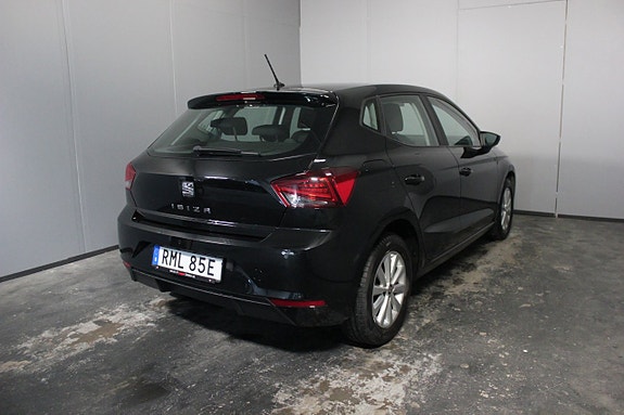 Seat Ibiza 4 of 5