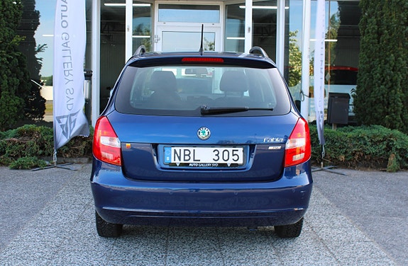 Skoda Fabia 5 of 16