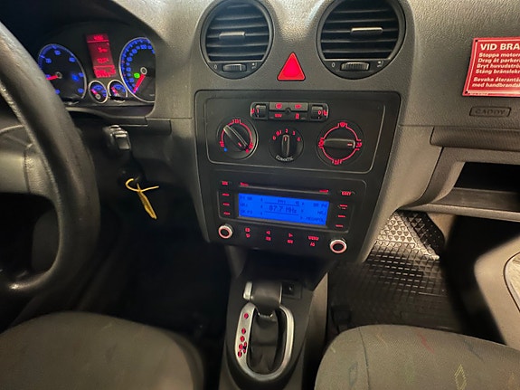 Volkswagen Caddy 24 of 24