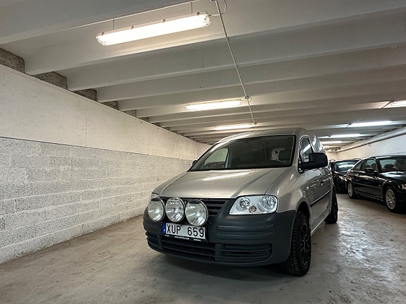 Volkswagen Caddy 2 of 5
