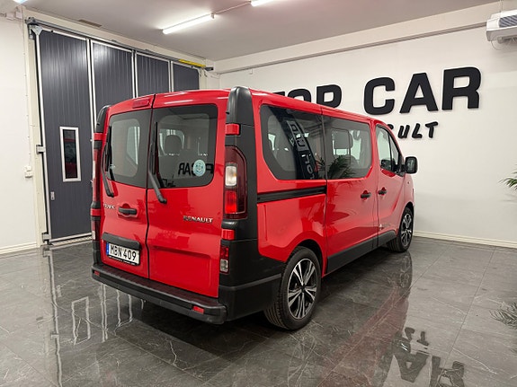 Renault Trafic 5 of 5