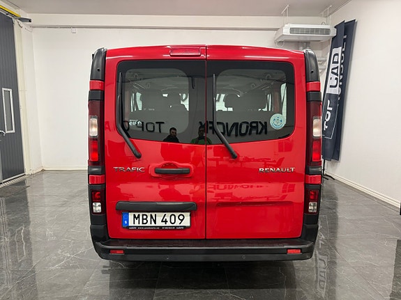 Renault Trafic 4 of 5