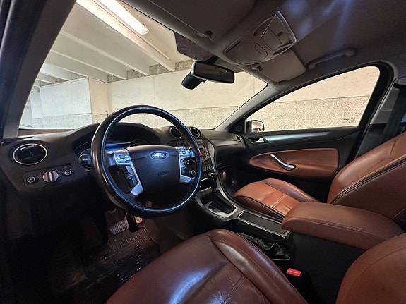Ford Mondeo 10 of 21