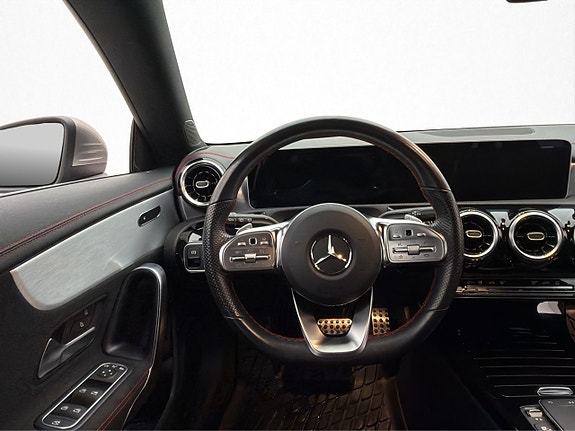 Mercedes-Benz CLA200 12 of 30