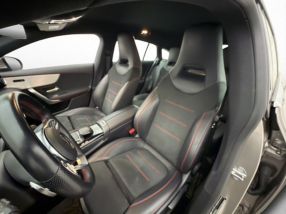 Mercedes-Benz CLA200 10 of 30
