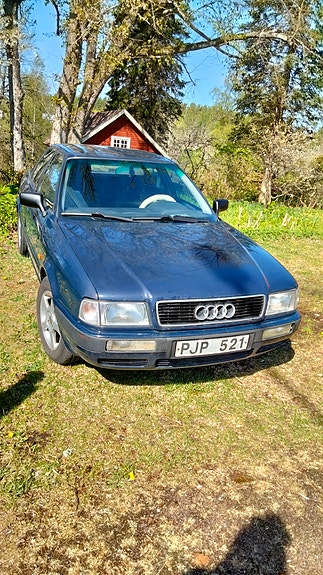 Audi 80 2 of 5