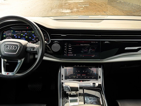 Audi Q7 28 of 30