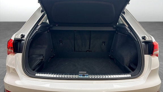 Audi Q3 13 of 18