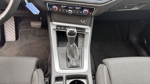 Audi Q3 17 of 18