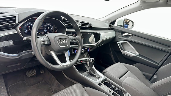Audi Q3 7 of 18