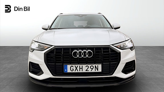 Audi Q3 4 of 18