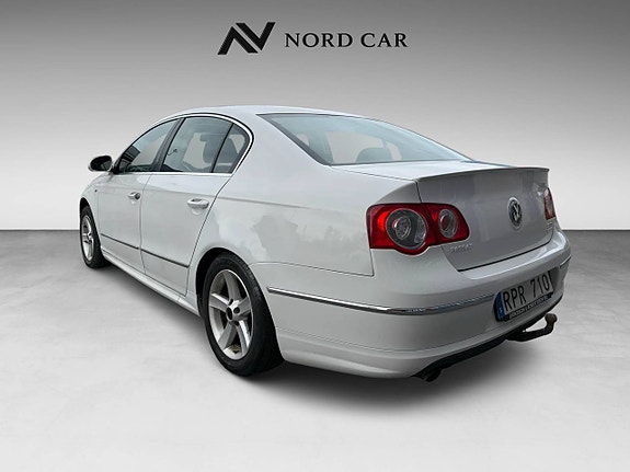 Volkswagen Passat 4 of 5