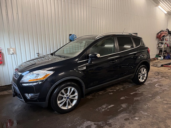 Ford Kuga 2 of 5