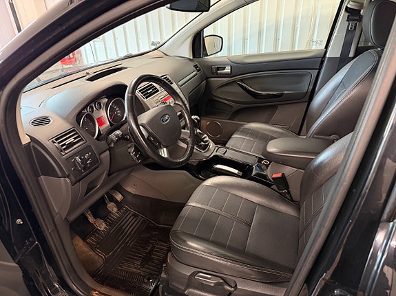 Ford Kuga 5 of 5