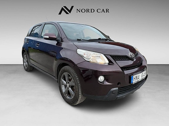 Toyota Urban Cruiser 2 of 8