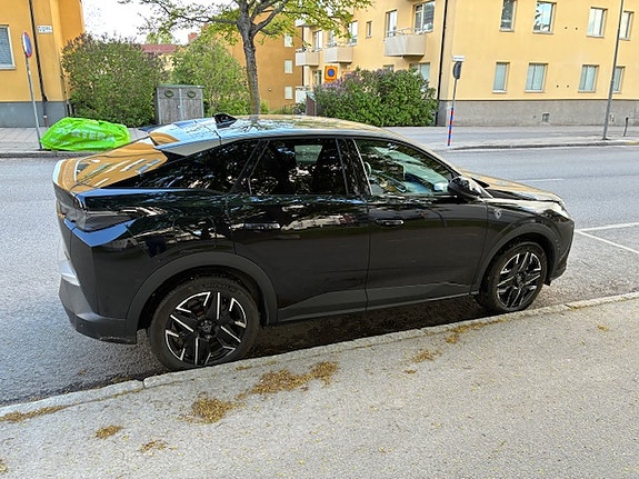 Peugeot 3008 4 of 5