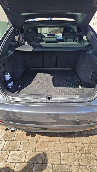 BMW 330d 11 of 12