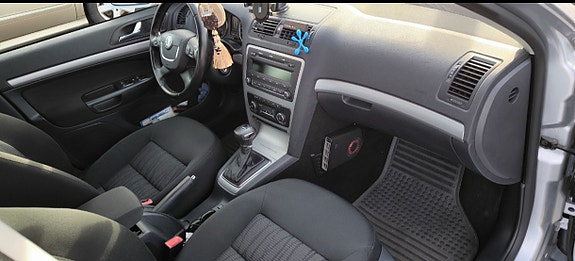 Skoda Octavia 3 of 5