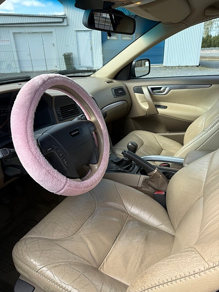 Volvo XC70 4 of 6