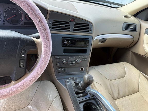 Volvo XC70 5 of 6