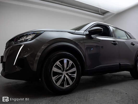 Peugeot 2008 4 of 5