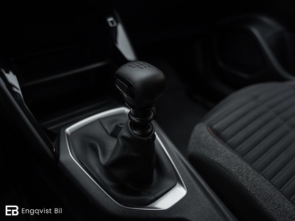 Peugeot 2008 19 of 30