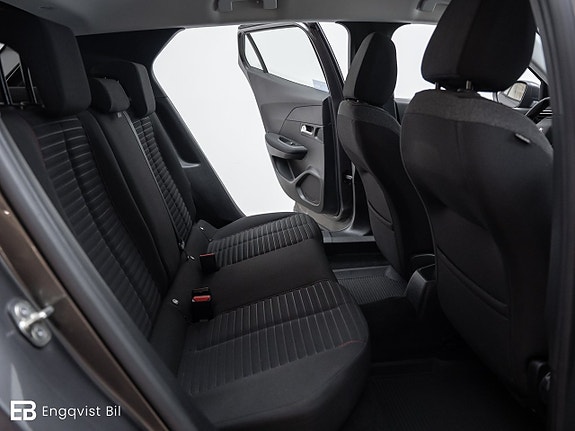 Peugeot 2008 22 of 30