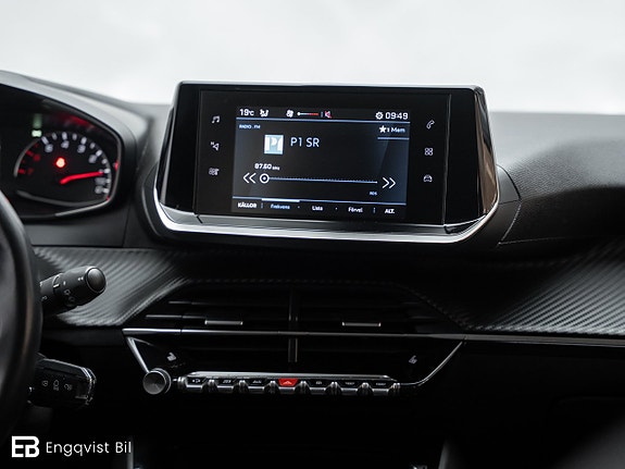 Peugeot 2008 26 of 30